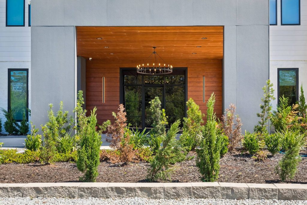 984 Marina Blvd exterior