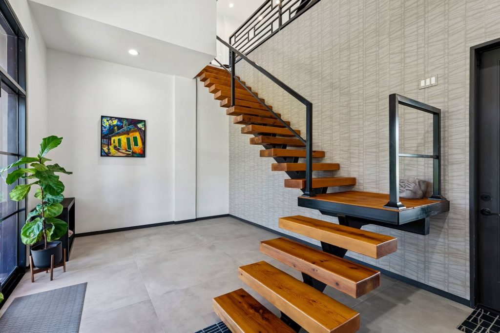 984 Marina Blvd interior