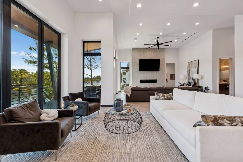 984 Marina Blvd interior
