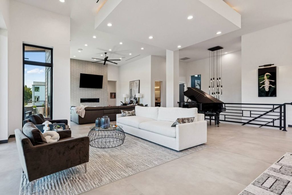 984 Marina Blvd interior