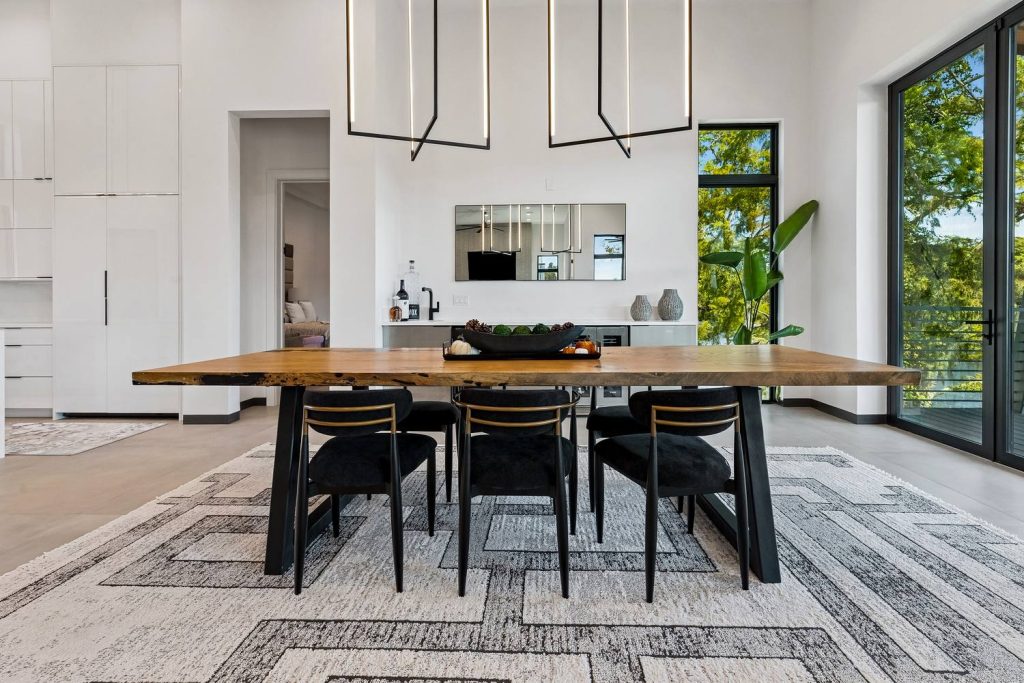 984 Marina Blvd interior